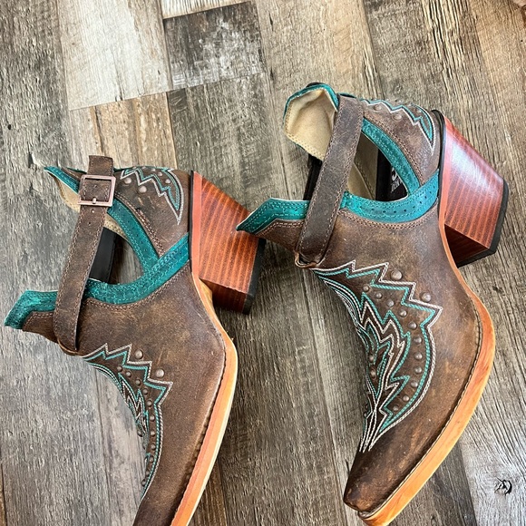 Women’s Durango Booties - Picture 4 of 8